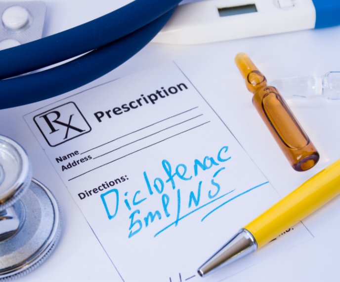 Foto de receitu&aacute;rio m&eacute;dico de diclofenaco