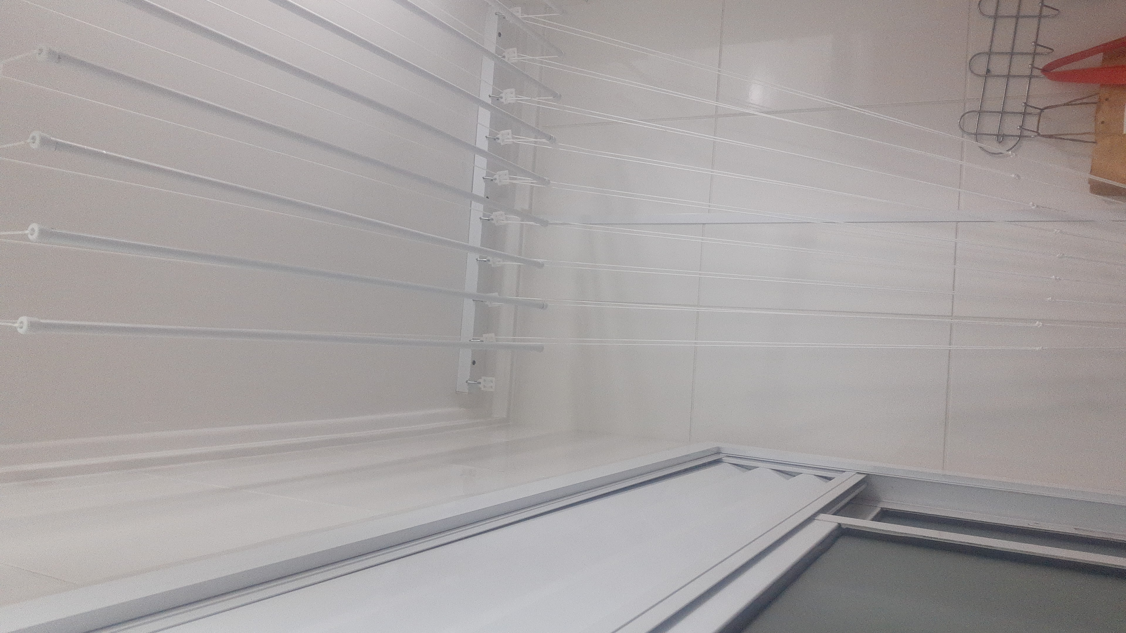 VENDA INSTALAÇÃO MANUTENÇÃO DE VARAIS SOB MEDIDAS 